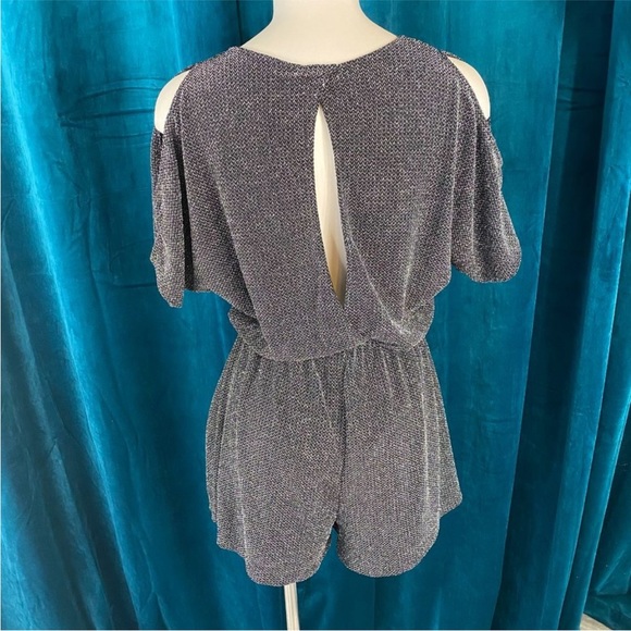 ASTR Romper - Picture 6 of 7